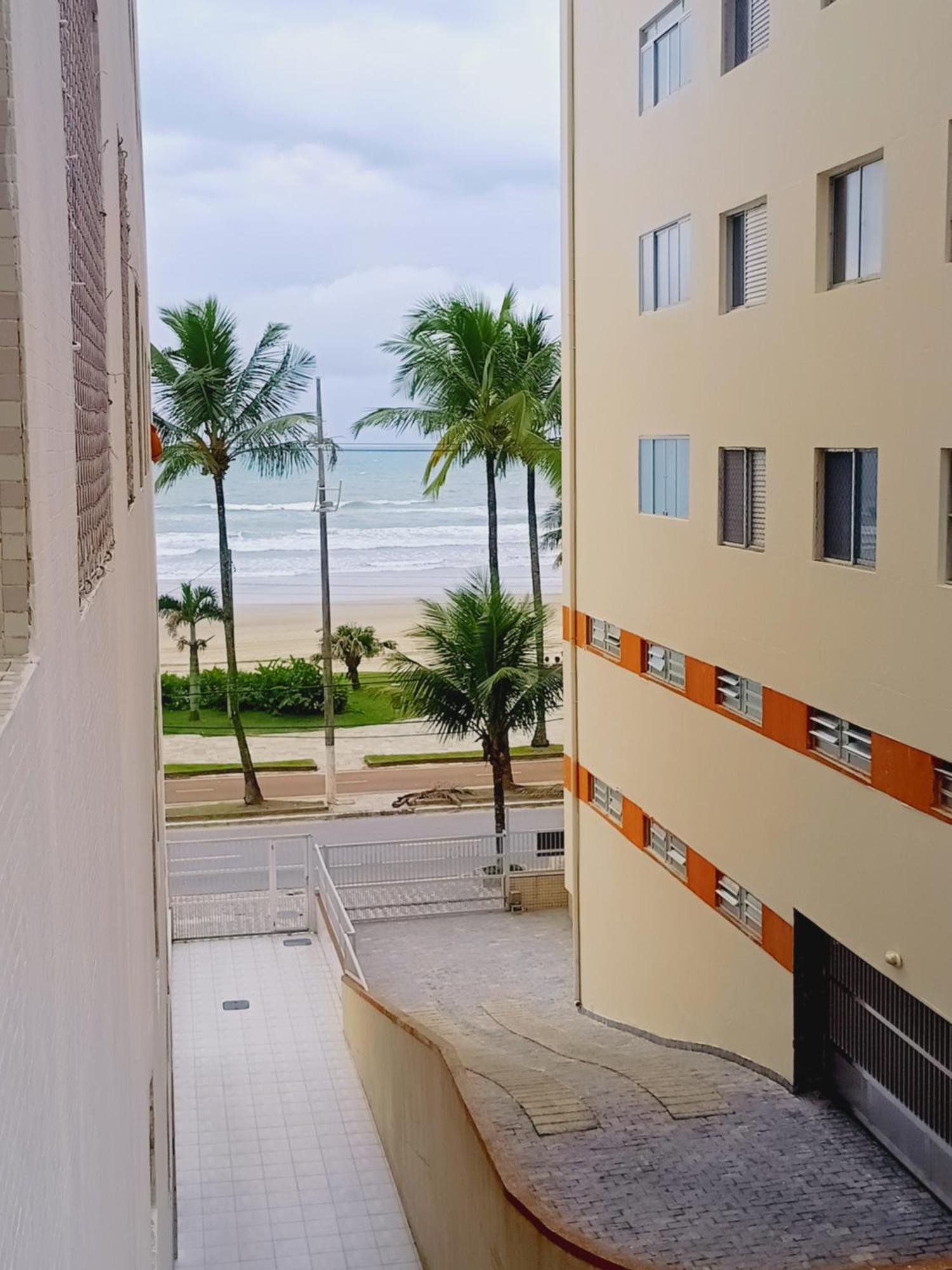 Apartamento Pe Na Areia Vila Caicara Praia Grande  Luaran gambar